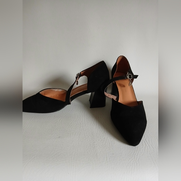 Women's Dusto Black Faux Suede Pointed Toe Mary Jane Wide Heel Shoes Sz38/7.5/8 - Picture 1 of 13